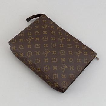 Louis Vuitton, neccessär samt nyckelhållare.