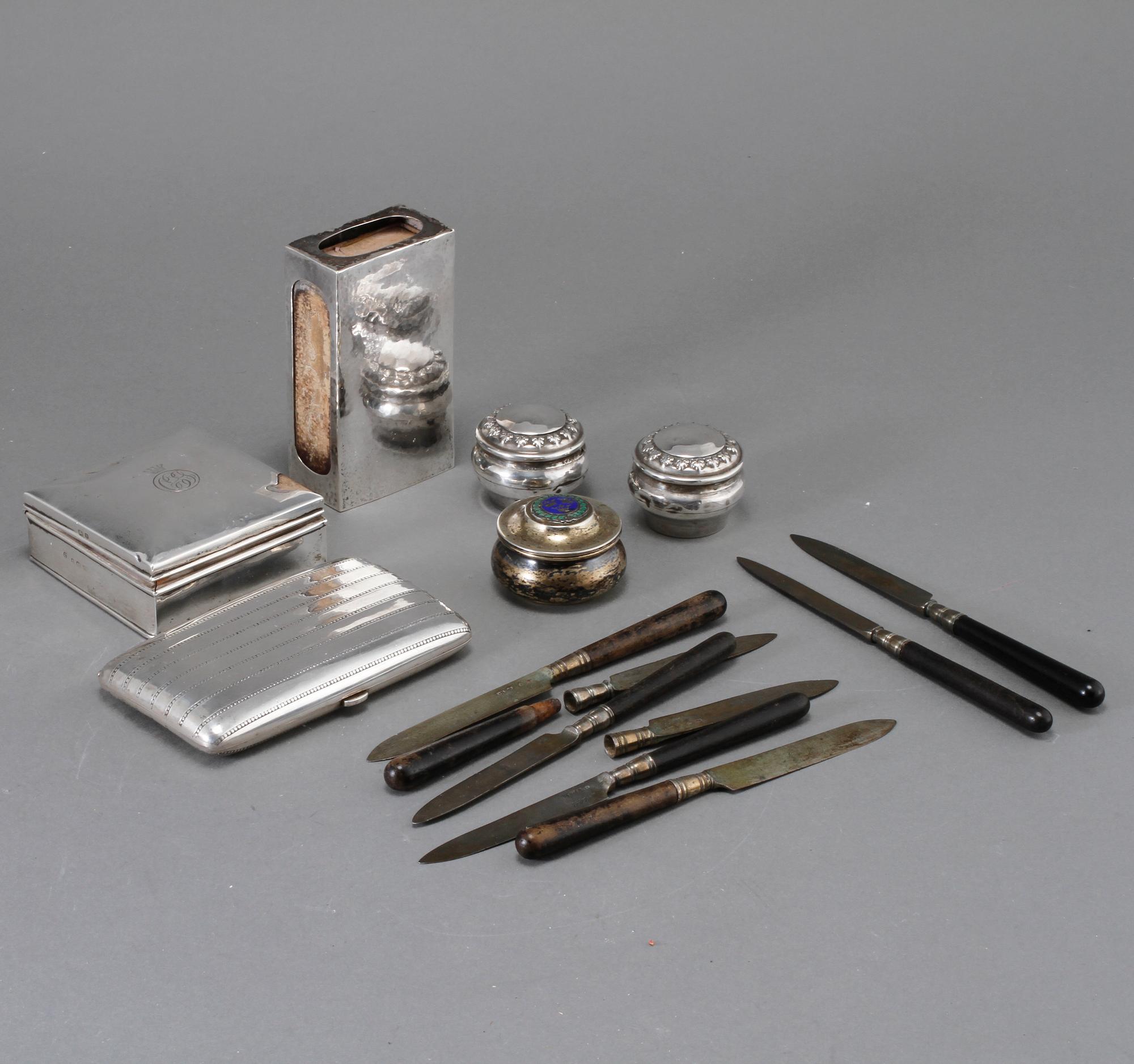 PARTI SILVER, 14 delar, 1800- respektive 1900-tal. Totalvikt ca 660 gram.