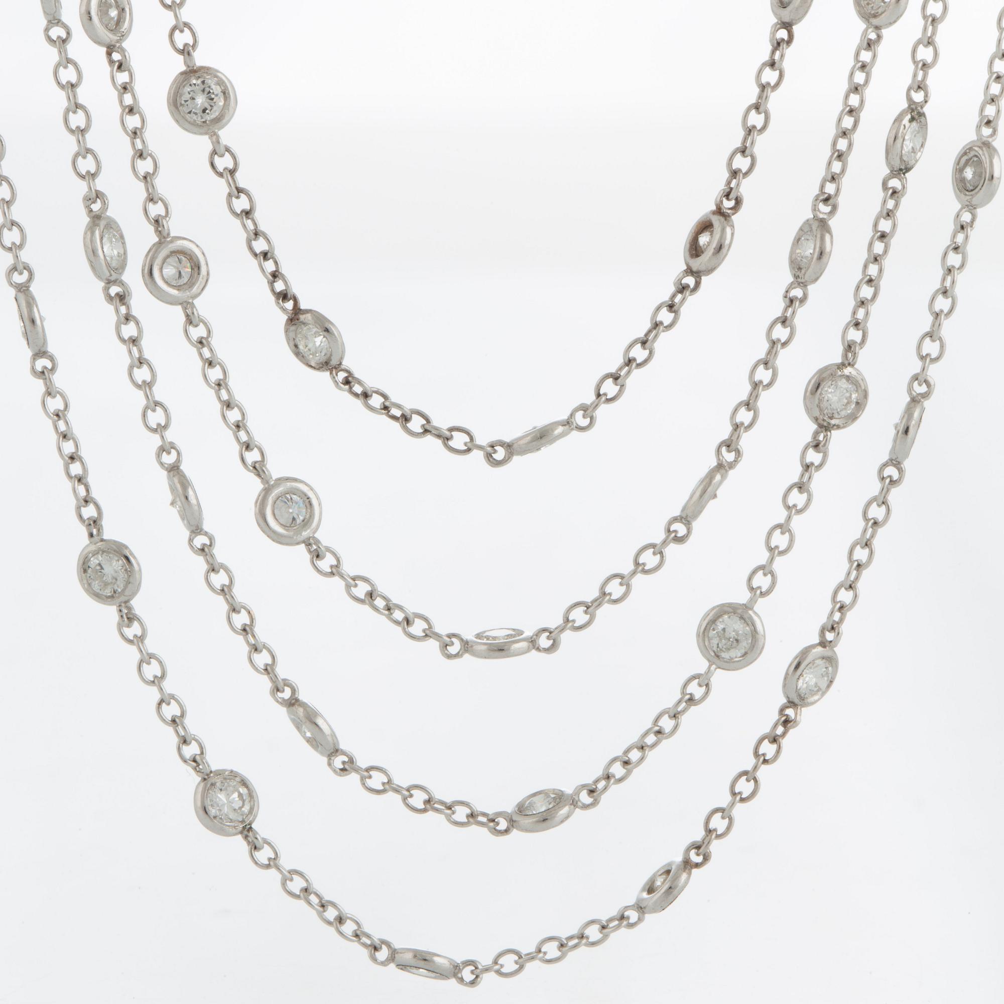 Collier med runda briljantslipade diamanter total vikt ca 6.70 ct.