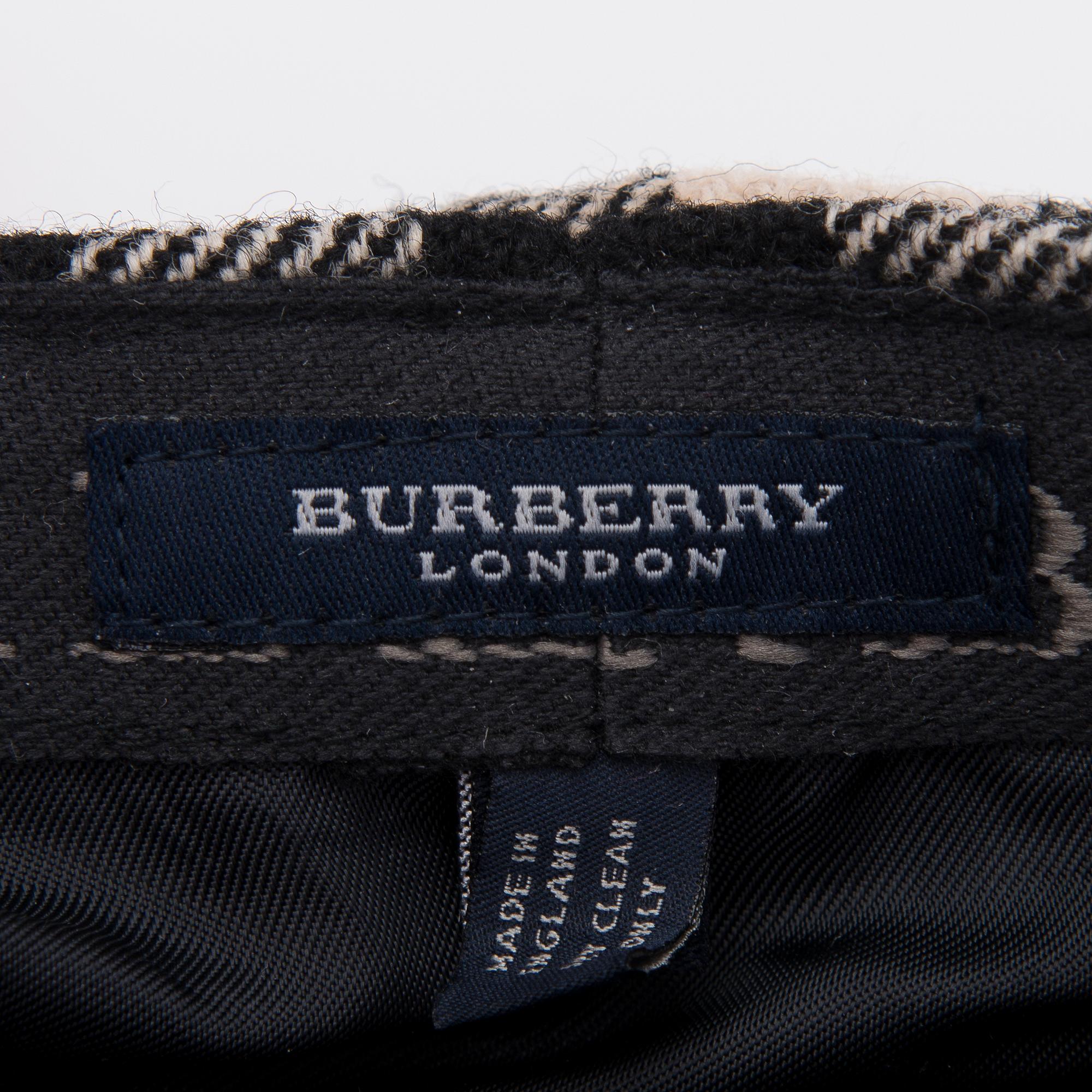 BURBERRY, KEPS, 2 st, storlek M.