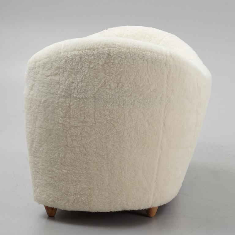 A modern style sofa.