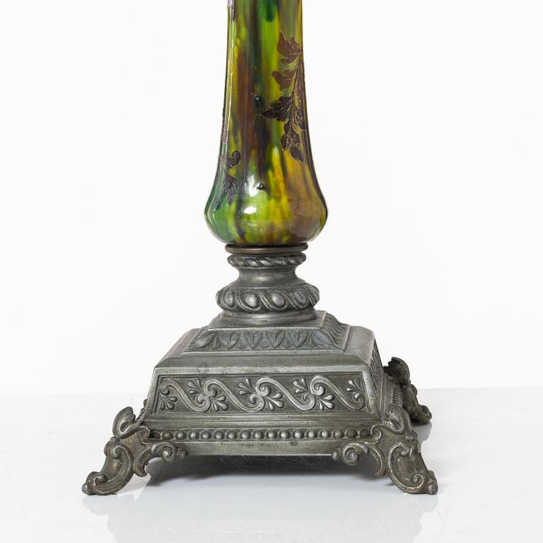 A kerosene lamp, first half of the 20th century.