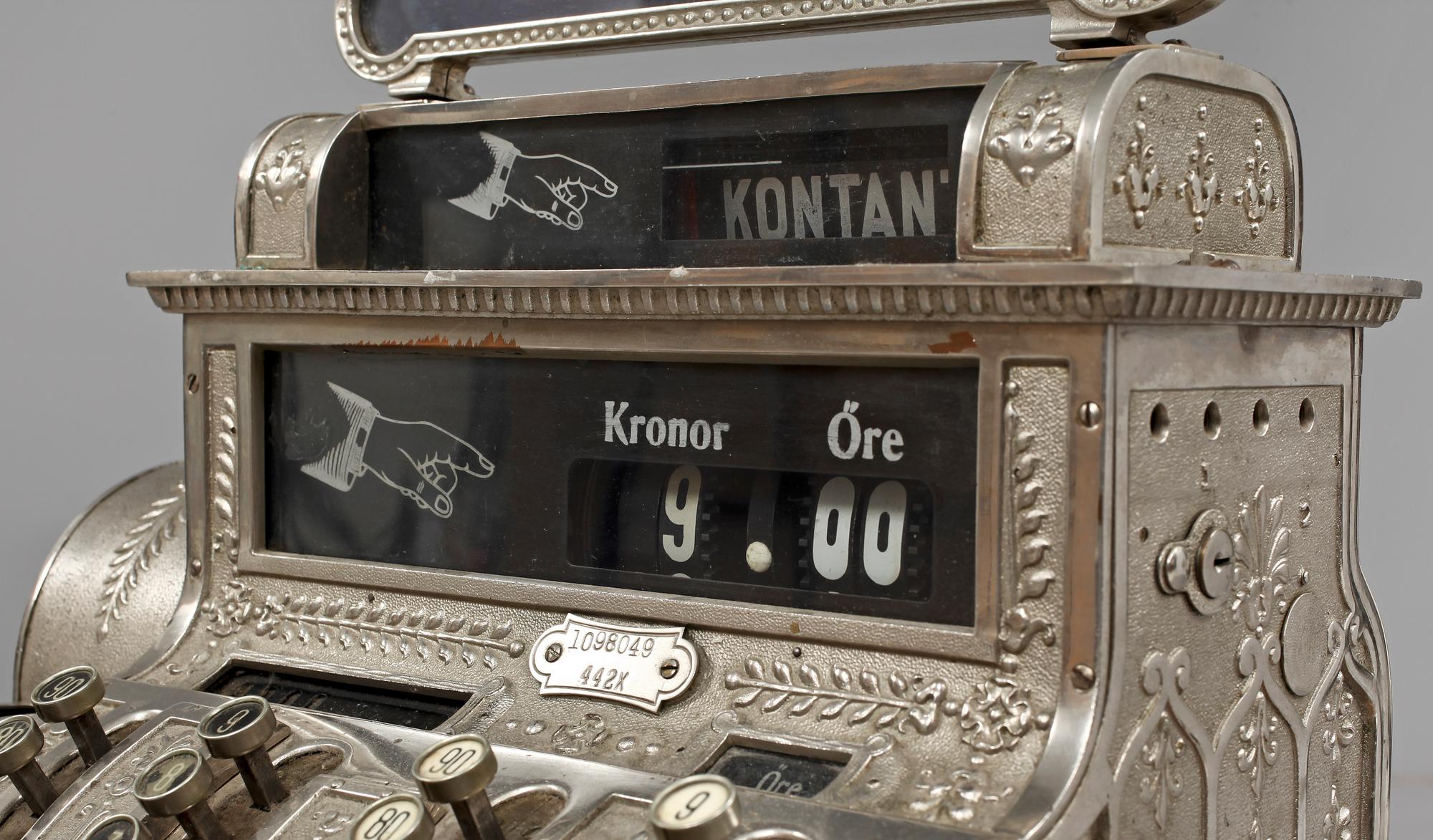 KASSAAPPARAT, National, 1900-talets första hälft.