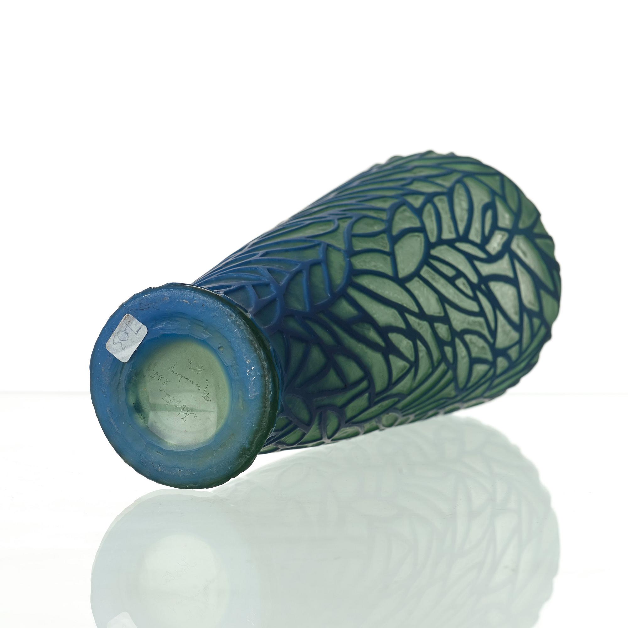 Gunnar Wennerberg, A Gunnar Wennerberg Art Nouveau cameo glass vase, Kosta, Sweden.