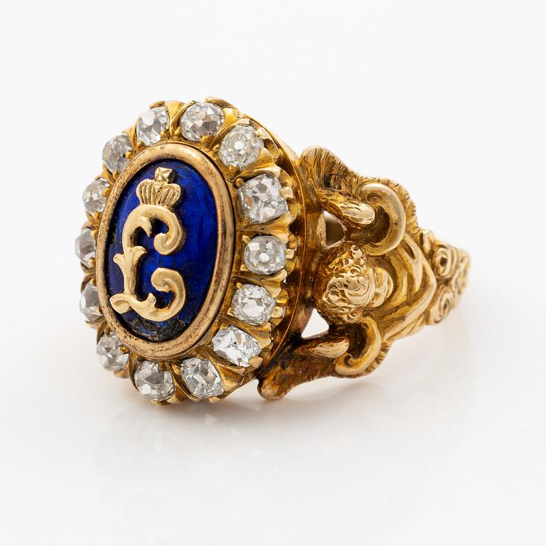 Ring, 14K gold with monogram, enamel and old-cut diamonds.
