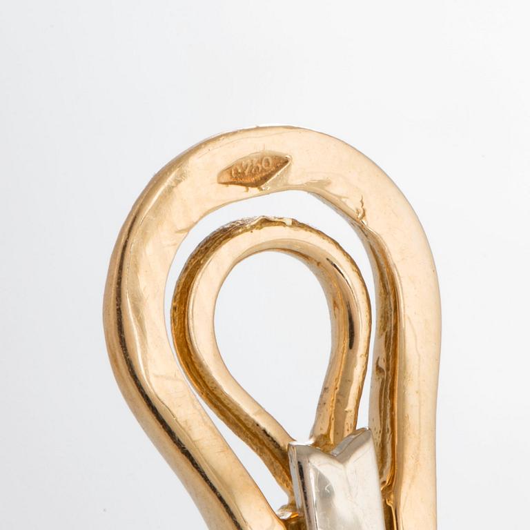 Örhängen med baguetteslipade diamanter total vikt ca 3 ct.