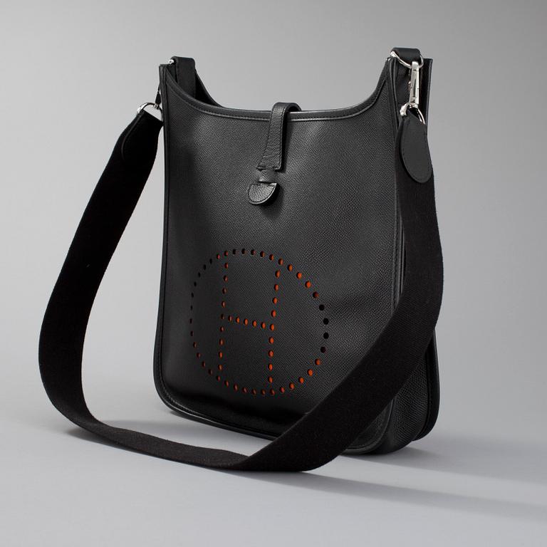 VÄSKA, "Evelyne II GM", Hermès.