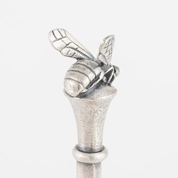 W.A Bolin, honungssked, silver, design Barbro Littmarck, Stockholm, 1965.