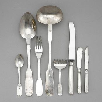 BESTICKSERVISDELAR, 41 delar, mestadels Estland, 1800-talets slut. Vikt ca 1360 g.