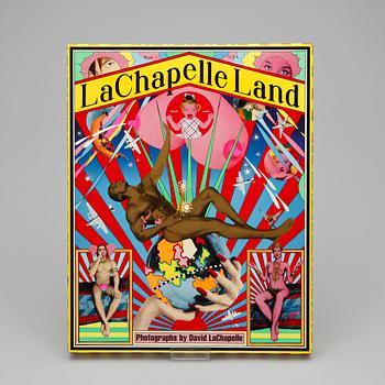 FOTOLITTERATUR, "LaChapelle Land", fotografier av David LaChapelle, första upplagan, numrerad 07372, New York, 1996.