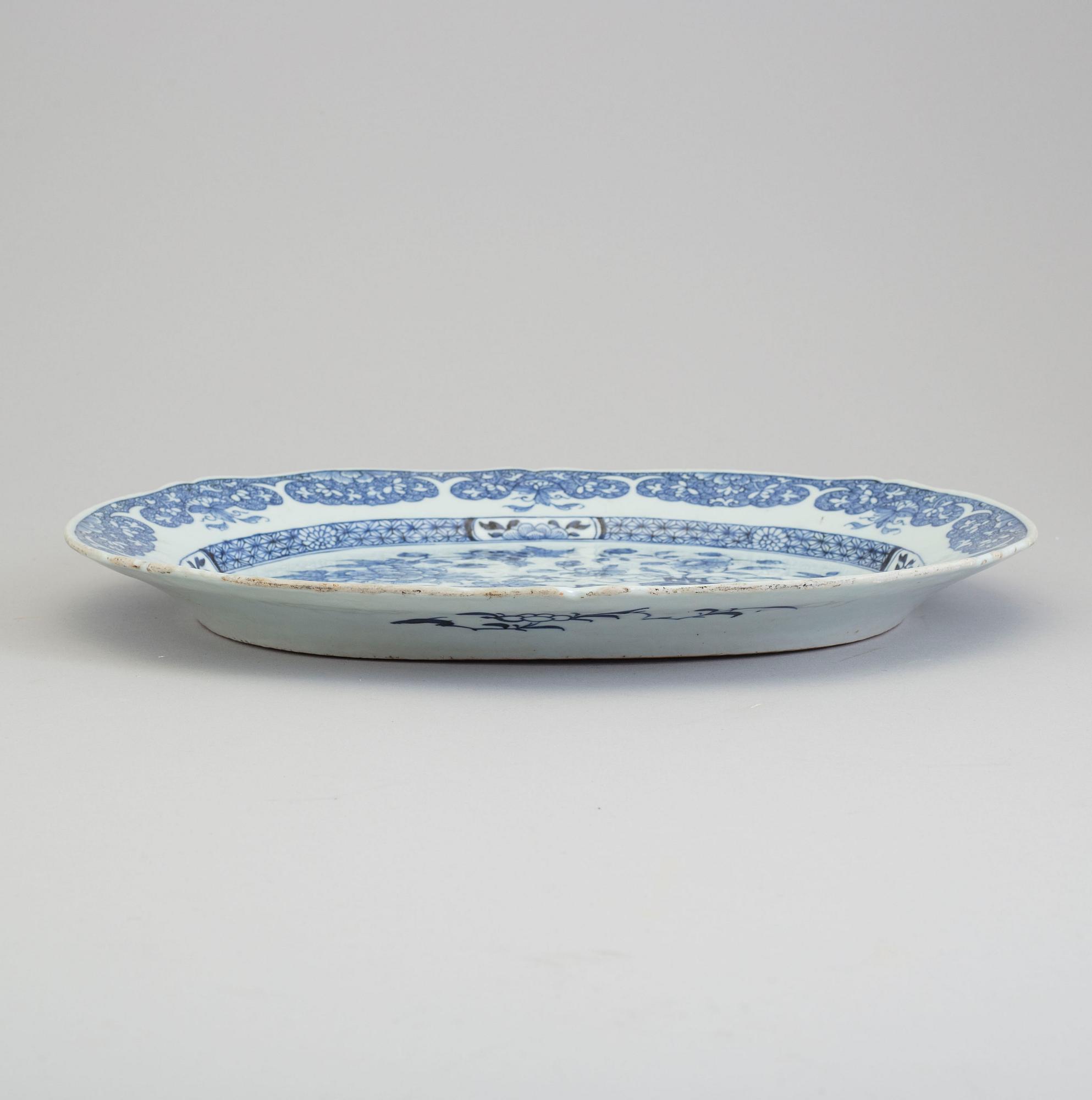 STEKFAT, kompaniporslin. Qingdynastin, Qianlong (1736-95).