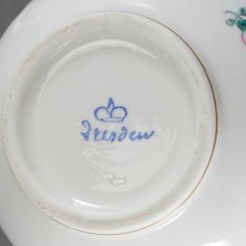 SERVISDELAR, 4 delar, porslin, märkta Dresden, 1900-talets första del.