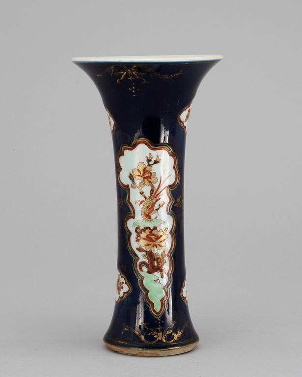 A powder blue famille rose vase, Qing dynasty, 18th Century.