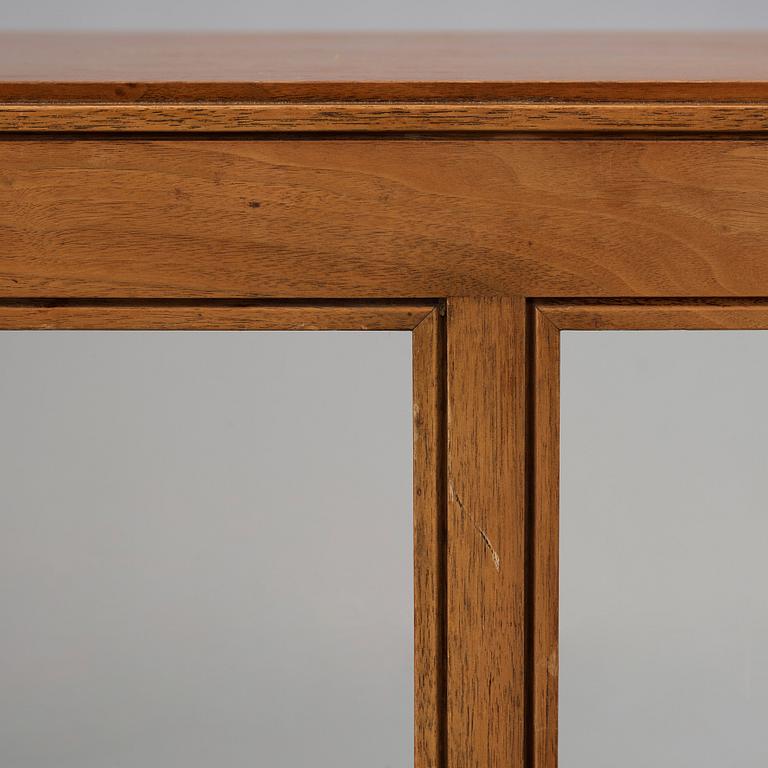 Nils Ahrbom & Helge Zimdahl, a walnut table, Stockholm 1932.