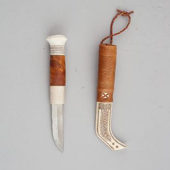 Per Erik Svonni, a Sami reindeer horn knife, signed P.E. Sv.