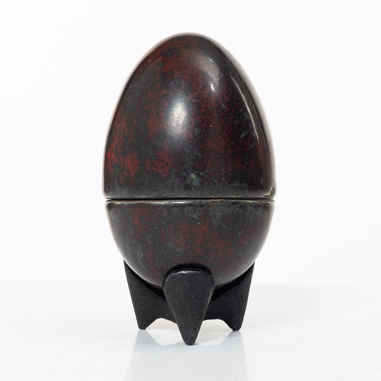 Hans Hedberg, an egg, Biot, France.