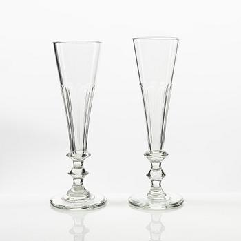 Champagnestrutar, 13 st, glas, omkring år 1900.