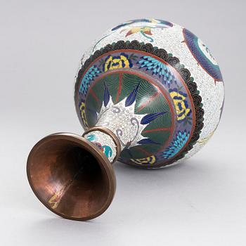 A vase, cloisonné, China, 20th century.