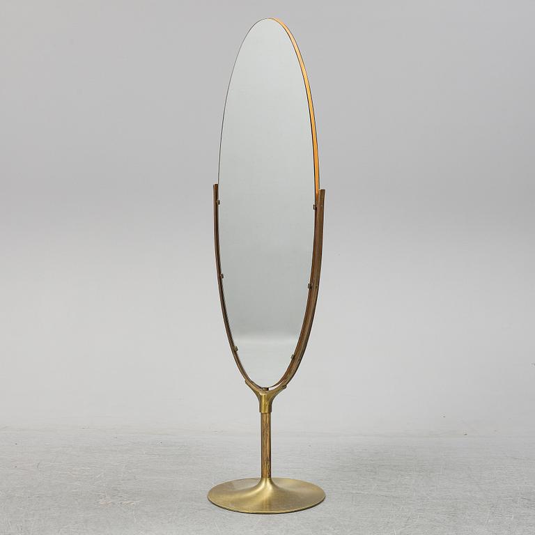 A floor mirror, second half of the 20th Century.