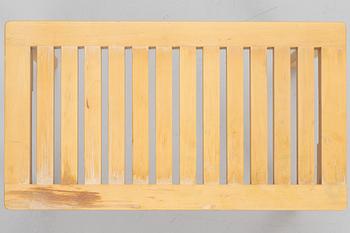 Alvar Aalro, a modewl 153 B bench, Artek.