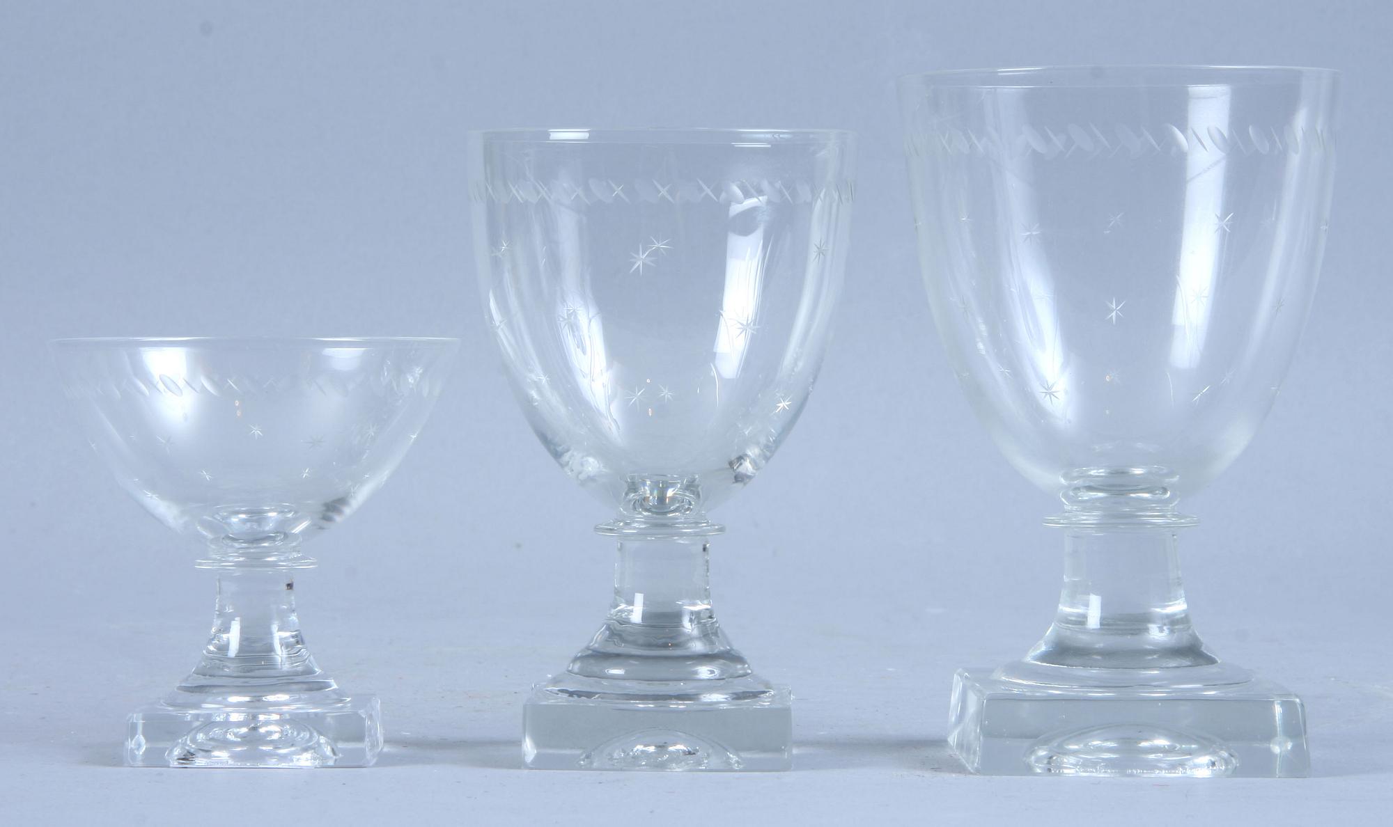 GLASSERVISDELAR, 28 st, 1900-tal.