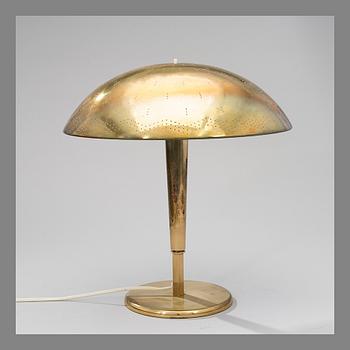 PAAVO TYNELL, TABLE LAMP. Manufactured by Idman. 1940s.