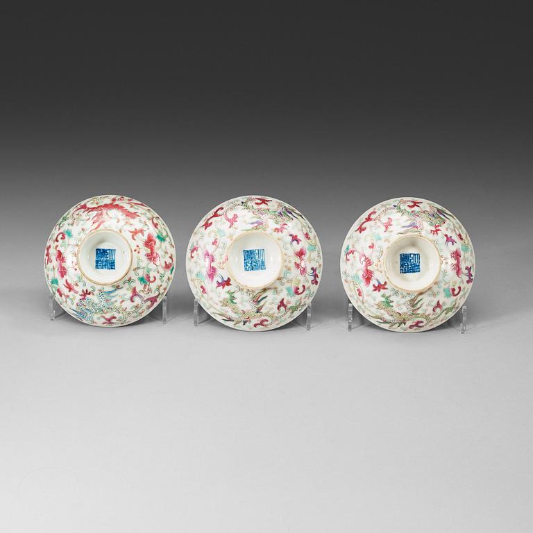 Three famille rose covers, late Qing dynasty with Qianlong seal mark.