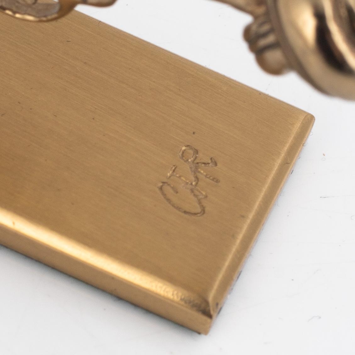 Carl Fredrik Reuterswärd, "Non violence".