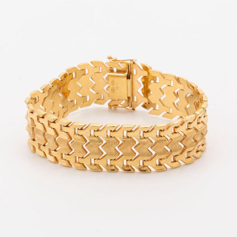 Goldbracelet 18k gold, 32,3 g, approx 19 x 2 cm.