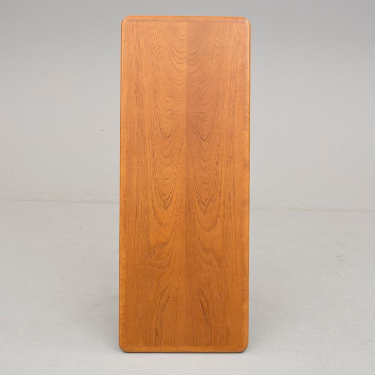 SOFFBORD, Johannes Andersen, för CFC Silkeborg, Danmark. 1950-tal.