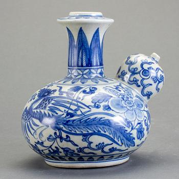 KENDI, porslin, Kina, 1900-tal.