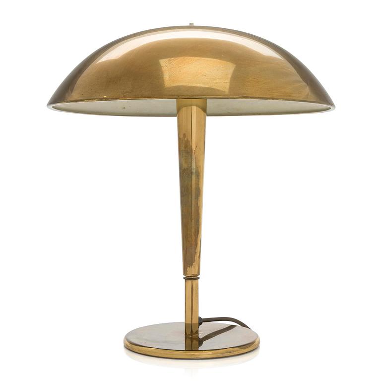 Paavo Tynell, A mid-20th century '5061' table lamp for Idman Finland.