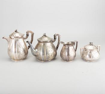 TESERVIS 4 dlr låghaltigt silver tidigt 1900-tal.