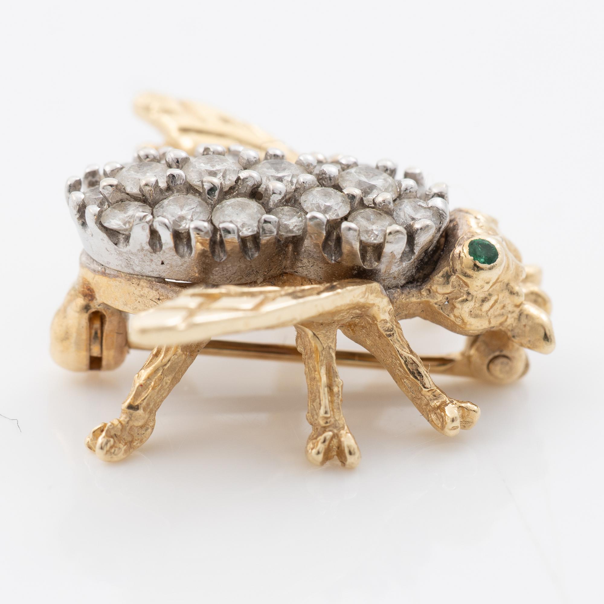 Brooch in the form of a bee, 14K gold with brilliant-cut diamonds.