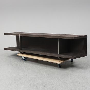A contemporary Media bench from B&B Italia.