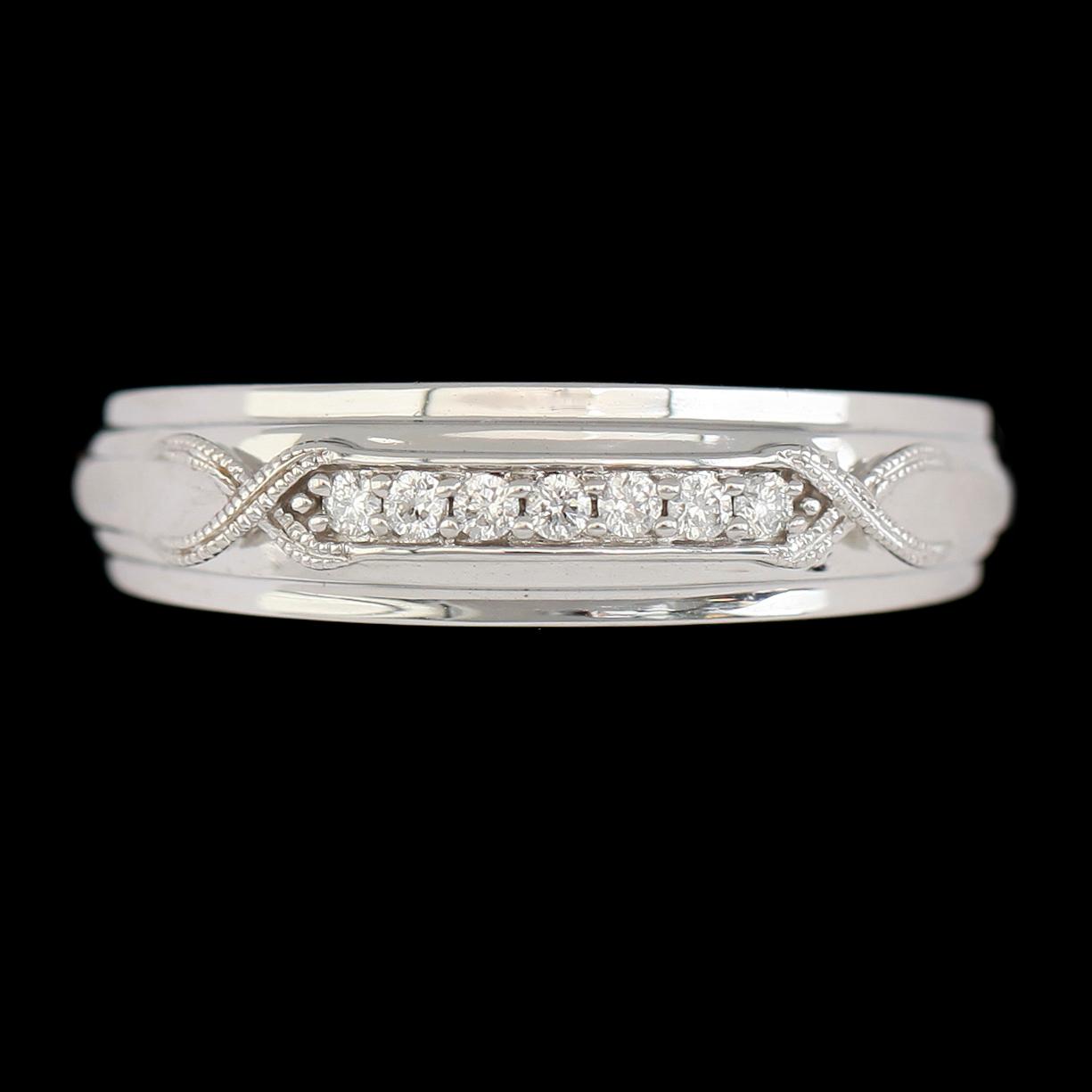 RING, 10K vitguld, briljantslipade diamanter tot ca 0.06 ct. Vikt ca 4 g.