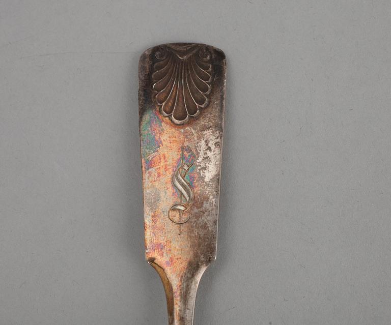 PARTI SILVER, 6 delar, 813 /830 silver. Finland / Danmark 1850 - 1964. Vikt 205 g.