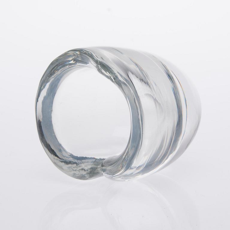 VAS, glas, modell 3508, signerad Tapio Wirkkala Iittala. Formgiven 1950.