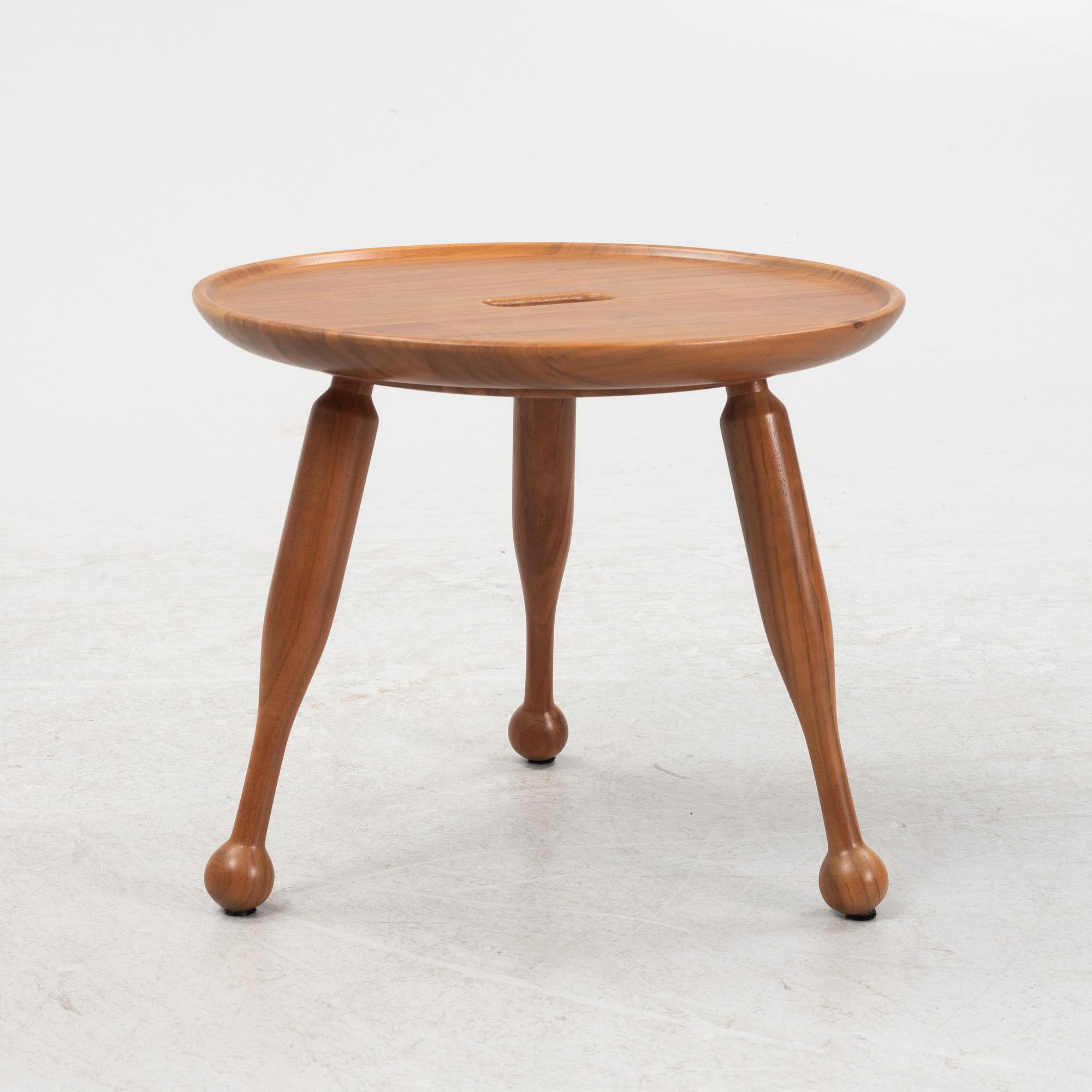 Josef Frank, a walnut 'Knappen' stool, model 2156, Svenskt Tenn, Sweden, post 1985.