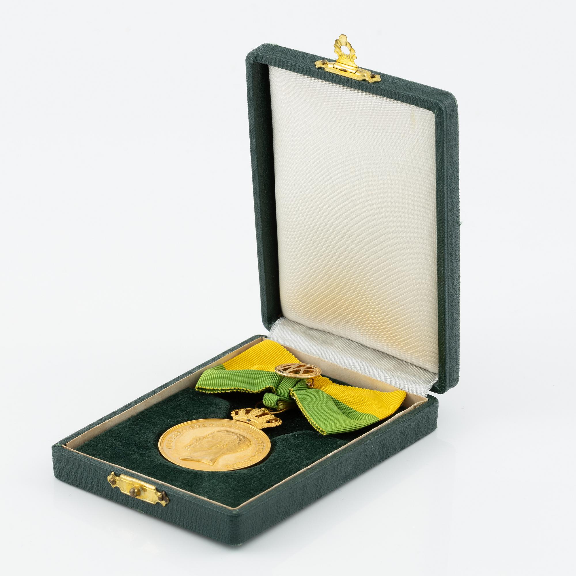 Swedish gold medal, Royal Patriotic Society, 1961.