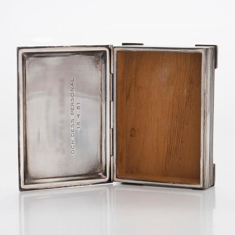 A silver cigar box, Finnish control marks, Helsinhi 1950.