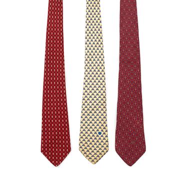 638. A set of three silk ties by Gucci/Balenciaga.