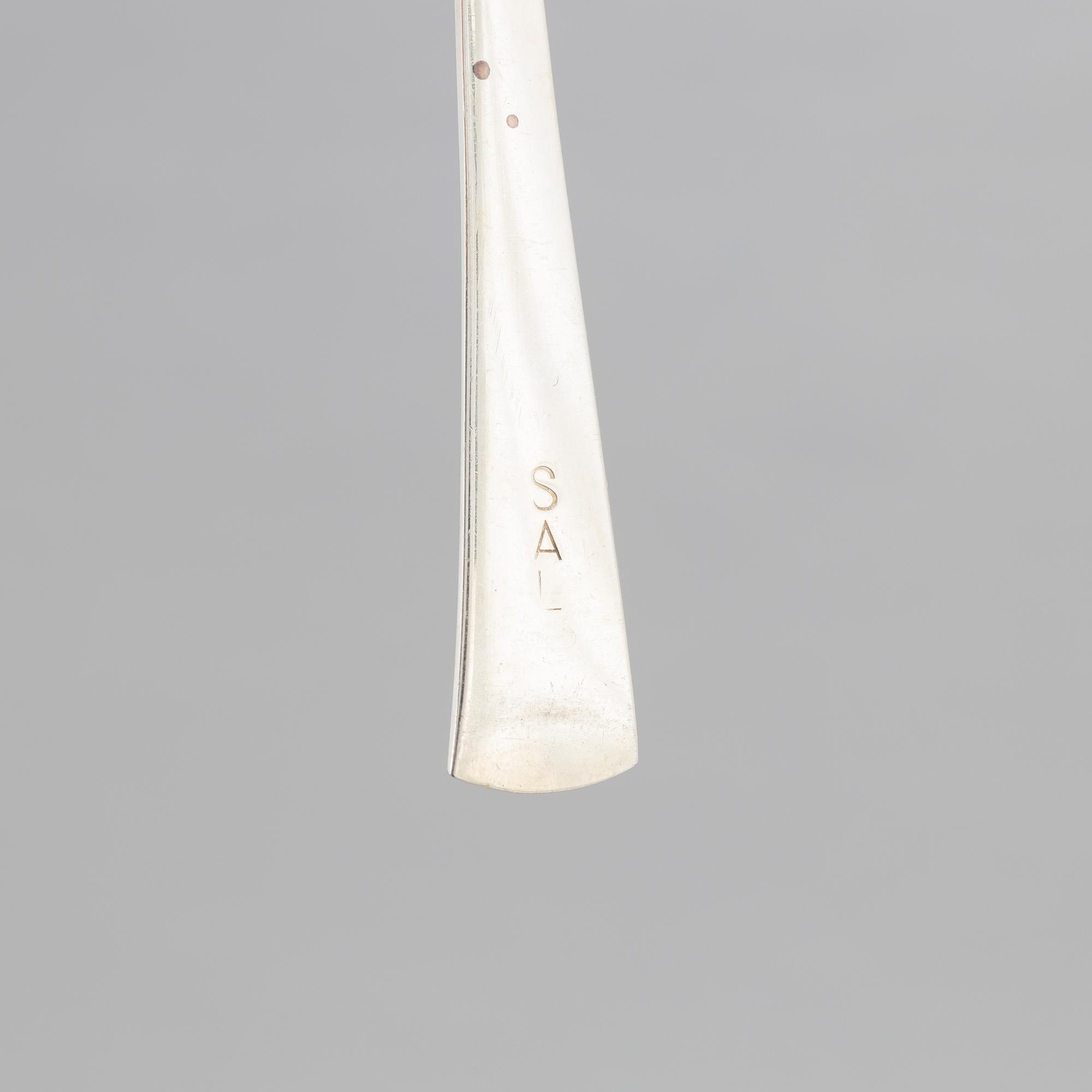 A collection of items from The Swedish America Line.