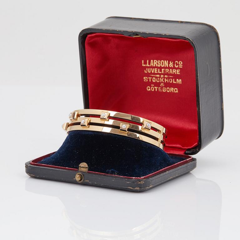 A BRACELET.
