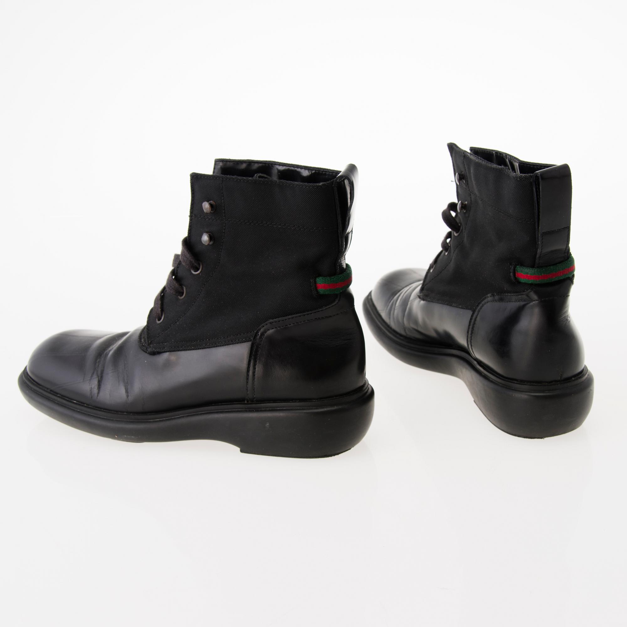 GUCCI, KÄNGOR, storlek 39.