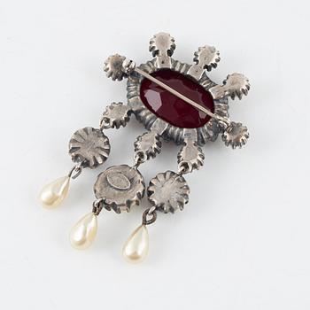 Christian Dior, brooch, Mitchel Maer.