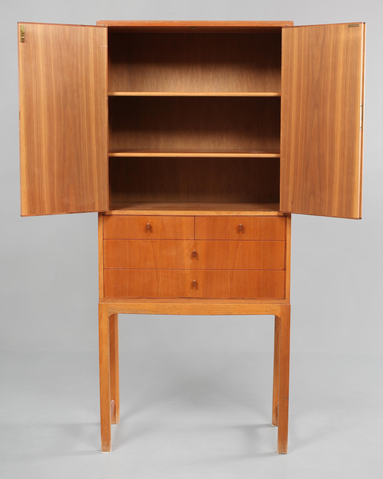 SKÅP, "Lillbo", Carl Malmsten, omkring 1900-talets mitt.