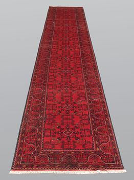 A runner, Afghan s.k khan mohammadi, ca 486 x 79 cm.