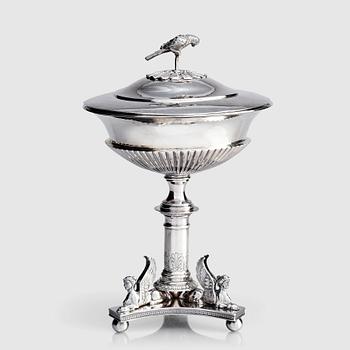 269. A Swedish Empire silver bowl with lid, mark of Adolf Zethelius, Stockholm 1823.