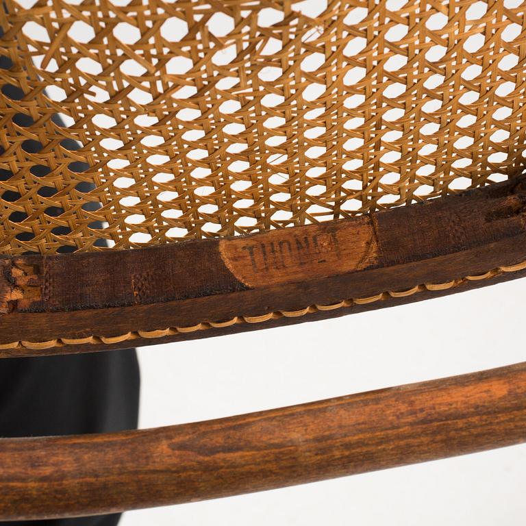 STOLAR, 4 st, bl a Thonet. 1900-talets första hälft.